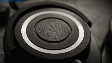 headphone logo mockup